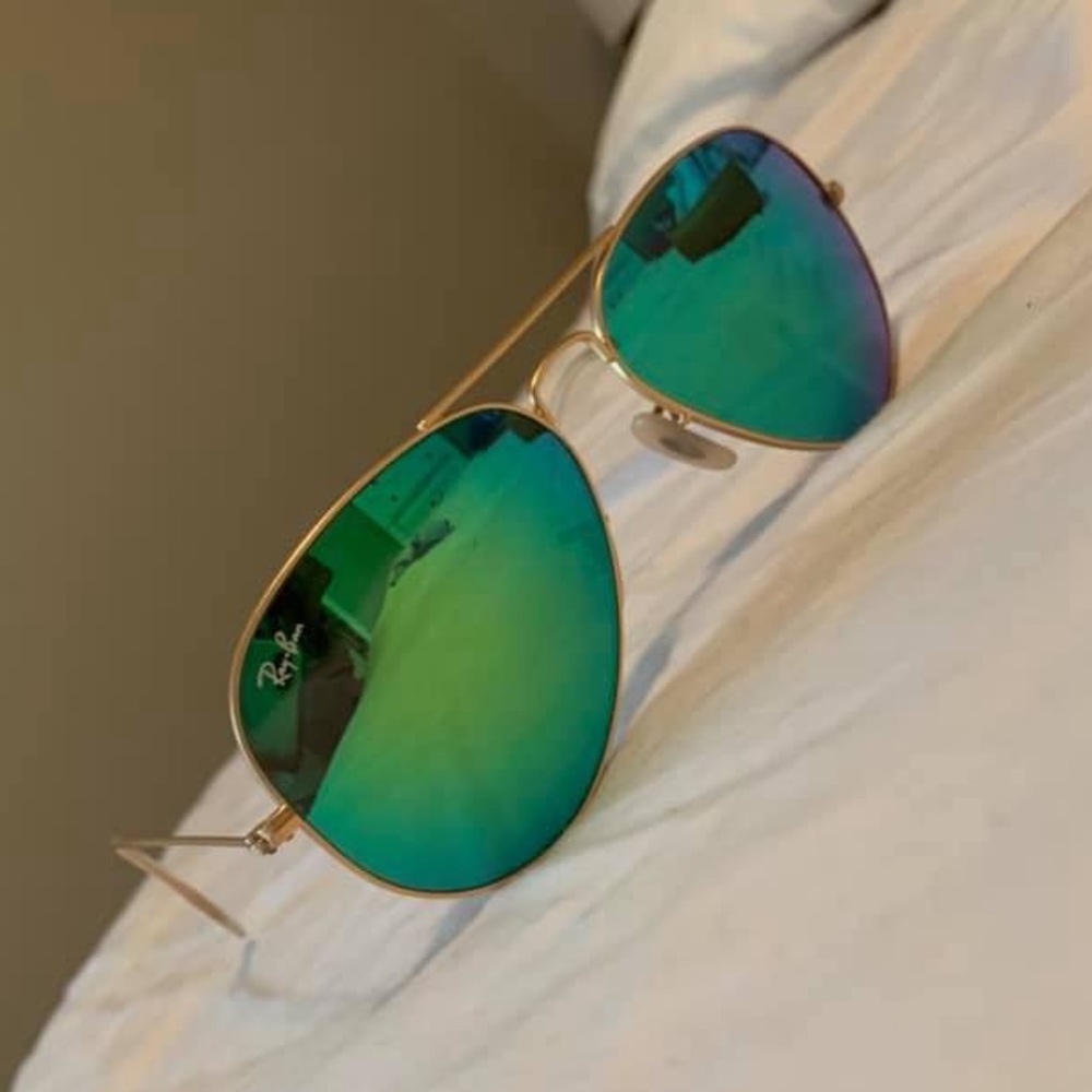 ray ban aviator